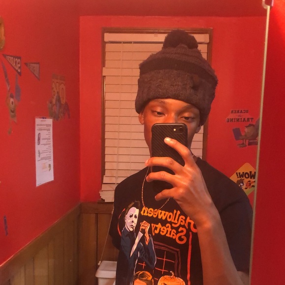 Meet your Posher, Keenan - Picture 1 of 1